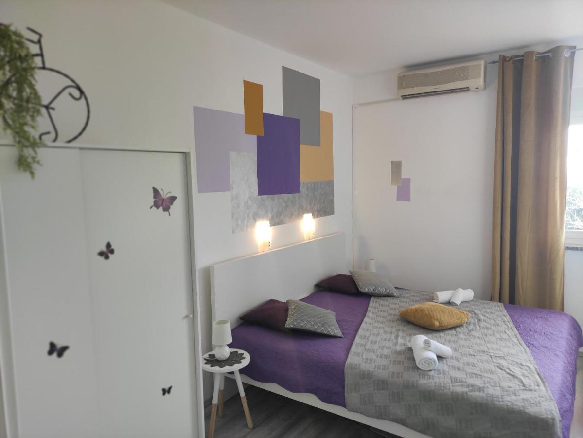 Apartman Iris S Terasom Рієка Екстер'єр фото